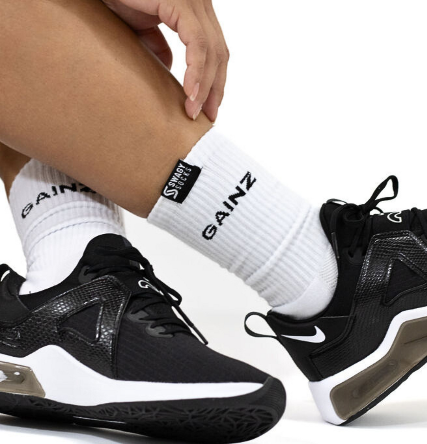 Gainz - Unisex Crew Workout Socks