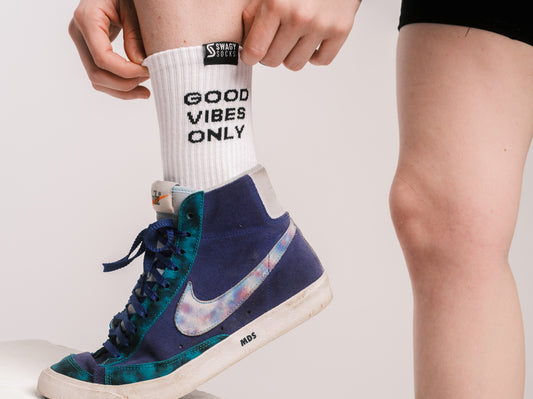 Good Vibes Only - Unisex Crew Workout Socks